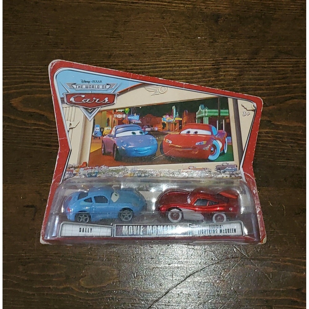 Disney Cars Movie Moments Cruisin Mcqueen & Sally